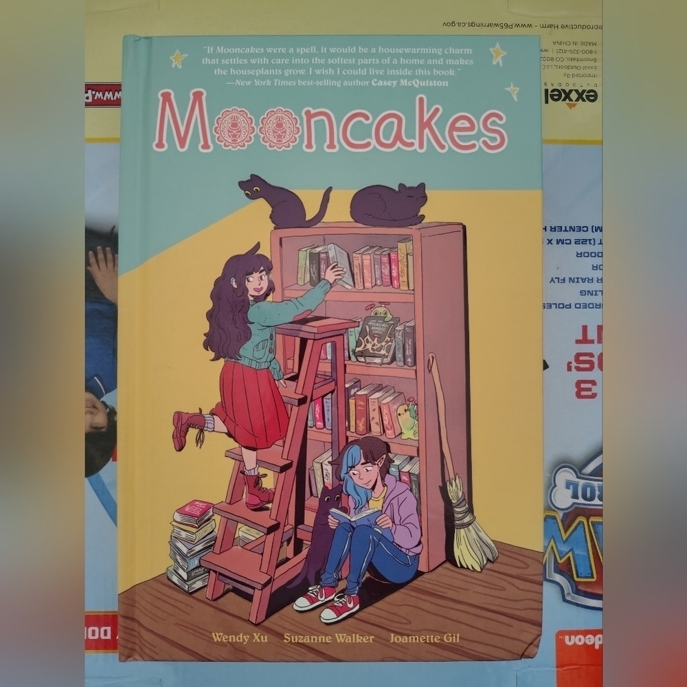 Mooncakes: Collector's Edition (Hardcover)